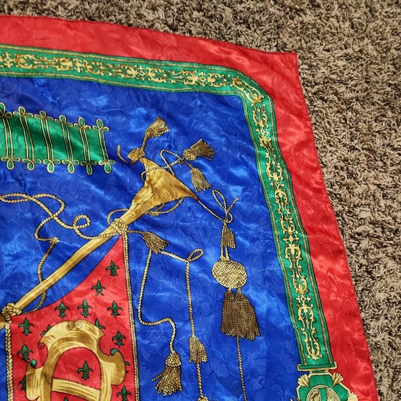 Vintage Scarf Shawl Nutcracker Shield Drums Trumpets Coat Of Arms - Picture 7 of 12